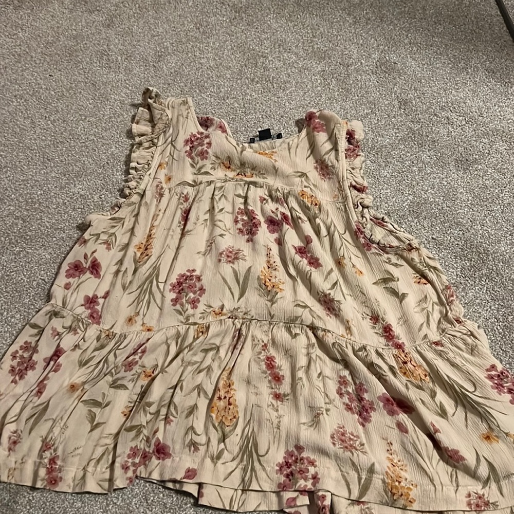 American eagle ruffle tank top